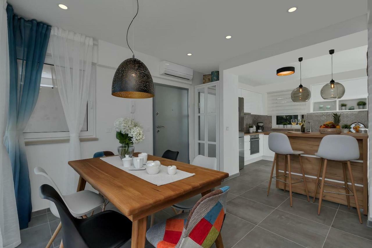 ماكارسكا Charming Apartment Tissa With Sea View المظهر الخارجي الصورة